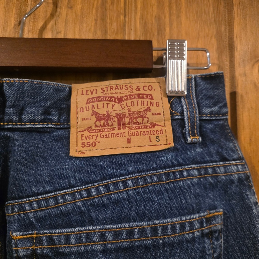 Levi's 550 Jeans Women 12 Medium Blue Excellent Relaxed Fit Tapered High Rise - Picture 6 of 9